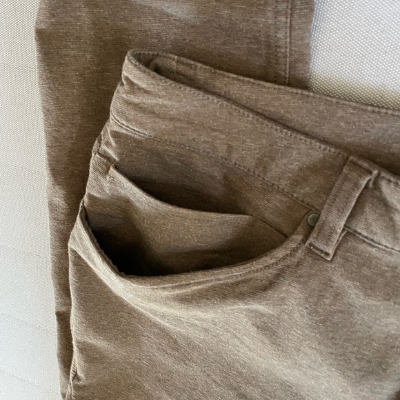 Lululemon Mens ABC Pants - Picture 7 of 8